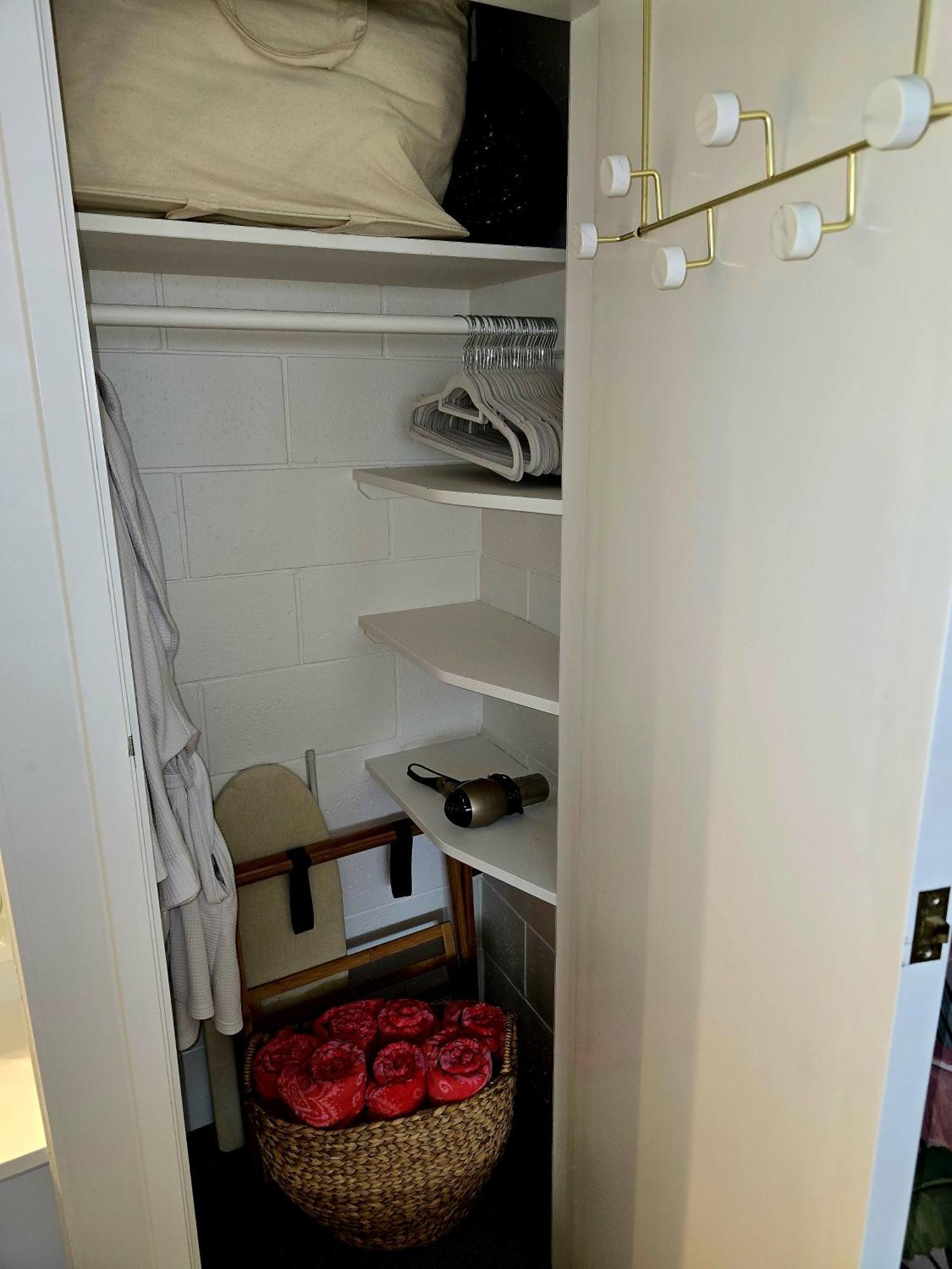 Charm On Commons, Mauao Apartment Mount Maunganui Bagian luar foto